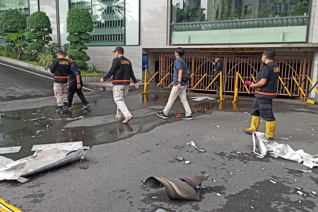 Tunjungan Plaza Surabaya Terbakar, Tim Labfor Polda Jatim Olah TKP
