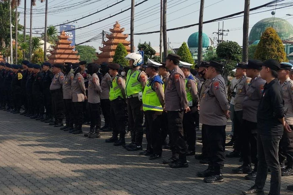 Polrestabes Surabaya Turunkan 1.738 Personel untuk Mengamankan Kegiatan Pengesahan Warga PSHT