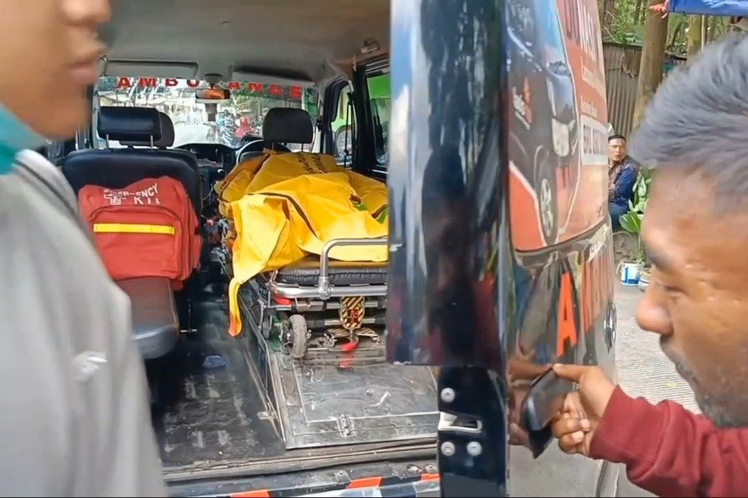 Pria di Probolinggo Tewas Dibacok Saat Isi BBM Eceran