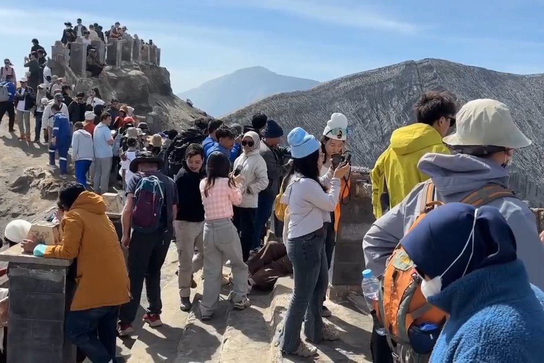 Wisatawan Asing Tetap Serbu Bromo Pascakerusuhan di Sejumlah Daerah