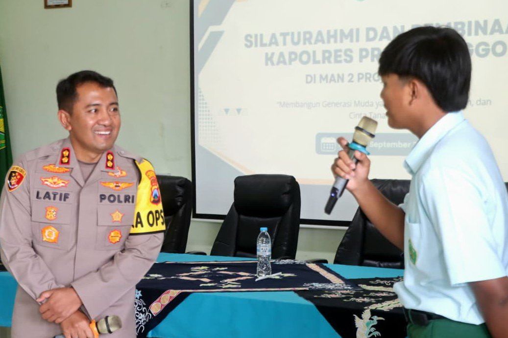 Cegah Pelajar Ikut Demo, Kapolres Probolinggo Datangi Sekolah
