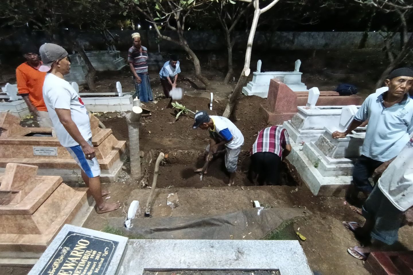 Kecelakaan Pesawat Latih, Marsma Fajar Adriyanto Dikebumikan di Probolinggo