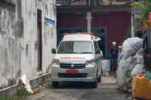 Tinggal Sebatang Kara, Nenek di Lamongan Meninggal Dunia di Dalam Rumah