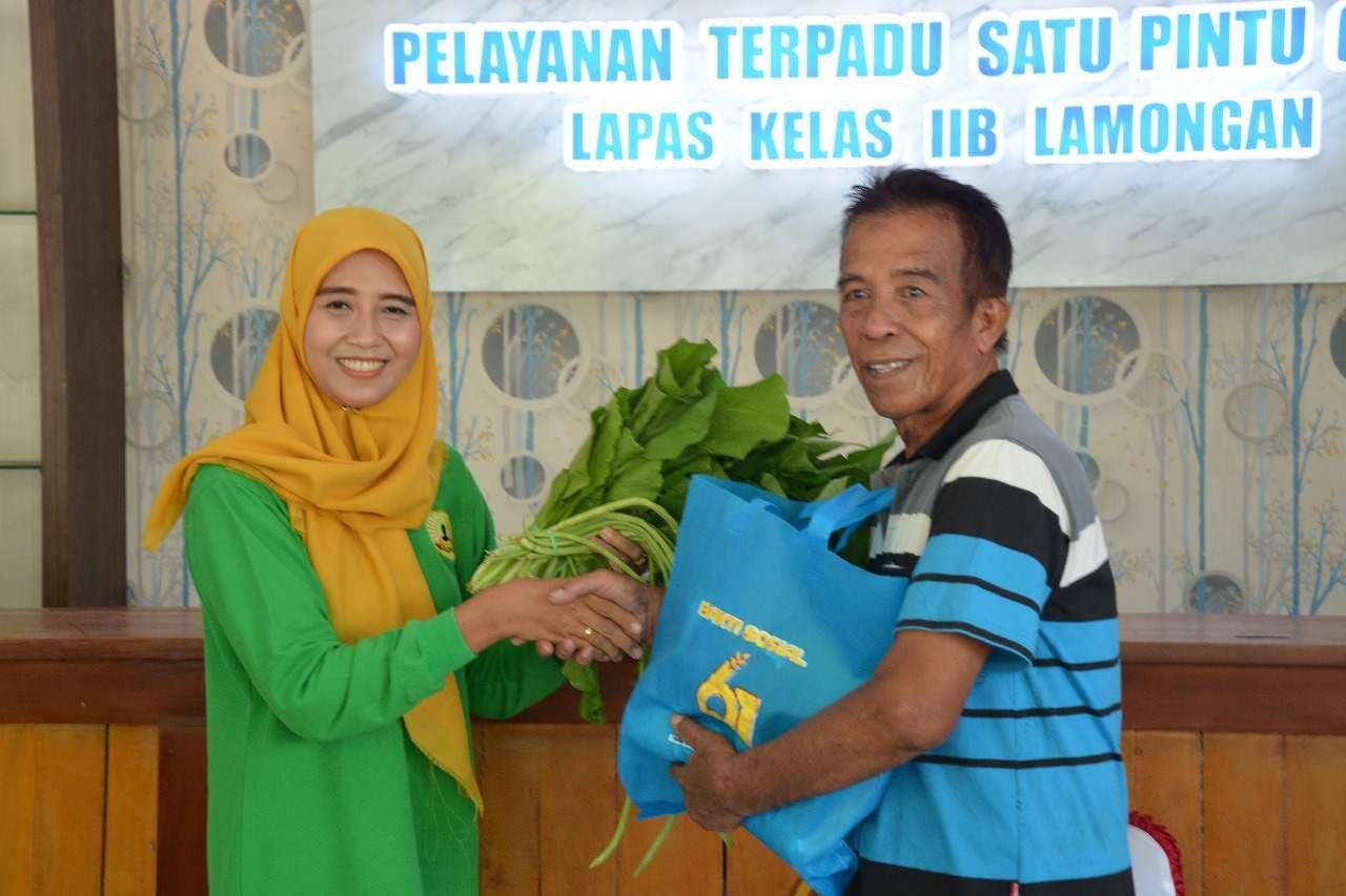 Dukung Ketahanan Pangan, Lapas Lamongan Panen Aneka Jenis Sayuran