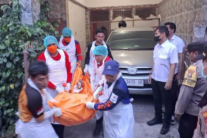 Pegawai BRI Mojokerto Ditemukan Tak Bernyawa di Dalam Rumahnya