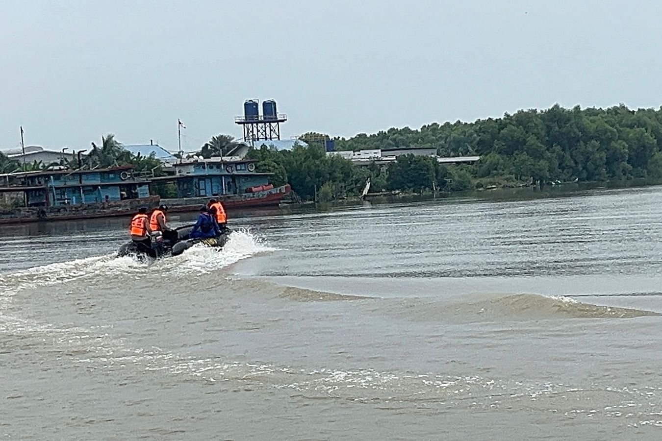 Pencarian ABK Jatuh di Perairan Brondong Lamongan Dilanjutkan