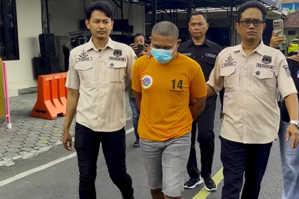 Mengaku Anggota Brimob, Pemuda ini Tipu Perempuan dan Nyaris Dipinang