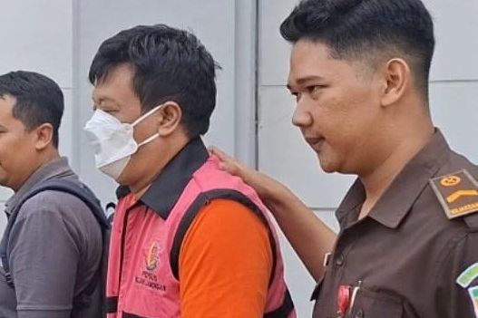 Buron 2 Tahun, Pengusaha Tersangka Korupsi Pengurukan Lahan Dinas Pertanian Lamongan Ditahan