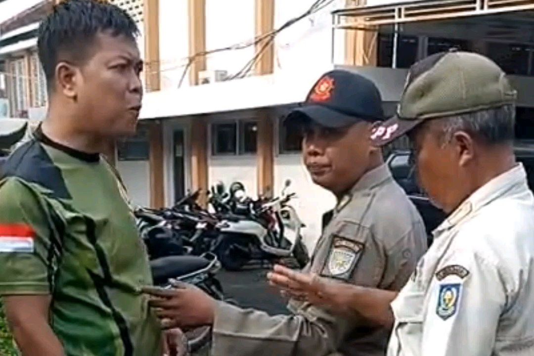 Penertiban PKL di Kota Probolinggo Nyaris Bentrok