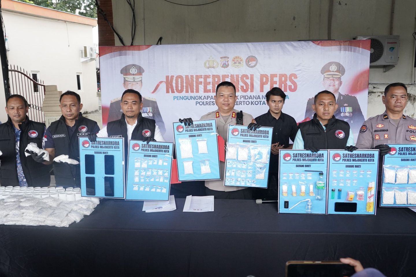 Polisi Mojokerto Ringkus Puluhan Pengedar Narkoba dengan Nilai Transaksi Fantastis