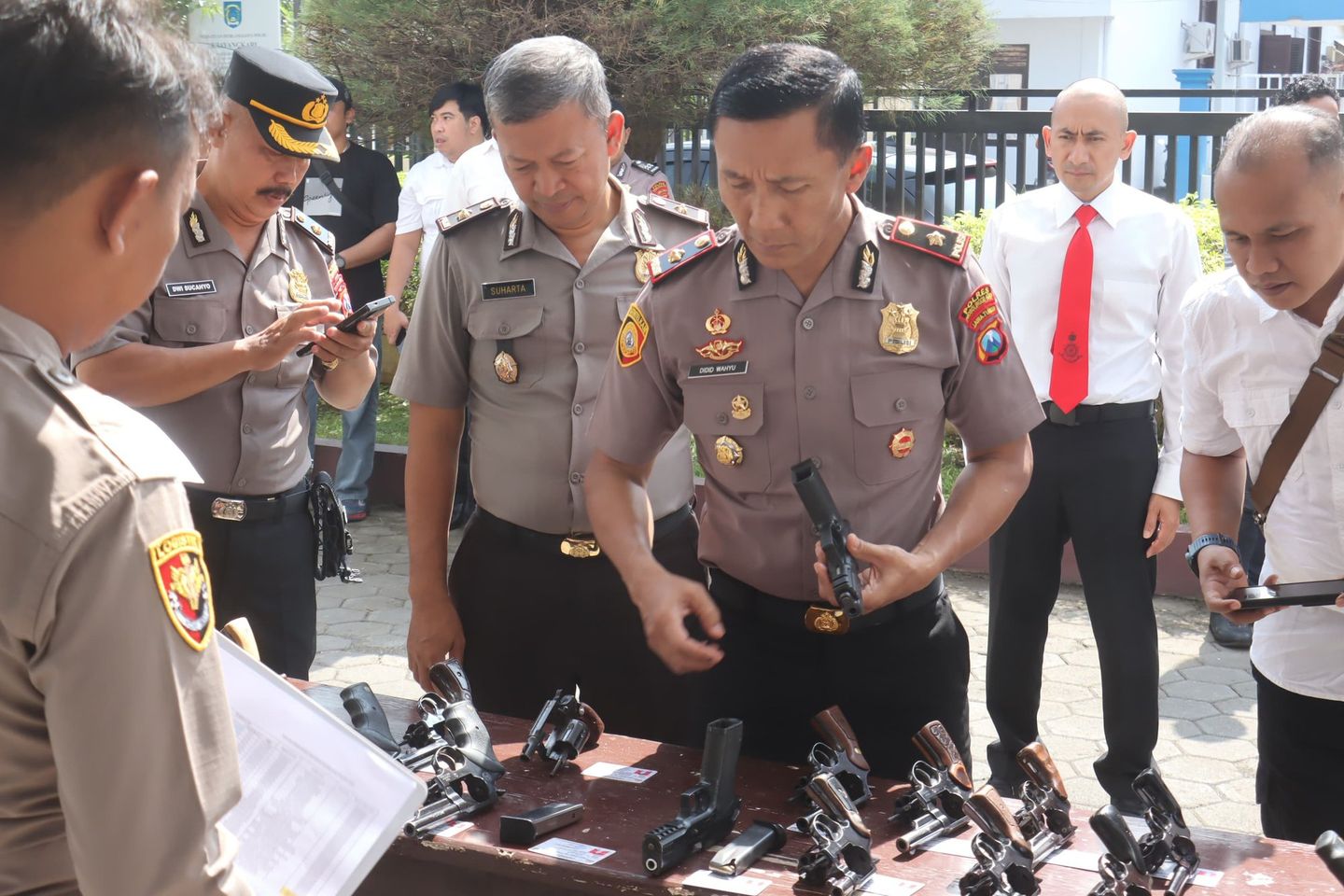 Cegah Penyalahgunaan, Senpi Anggota Polres Probolinggo Kota Disidak