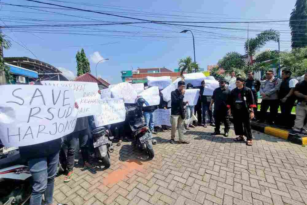 Pemuda Peduli Ponorogo Tuntut RSUD dr Harjono Perbaiki Pelayanan dan Fasilitas