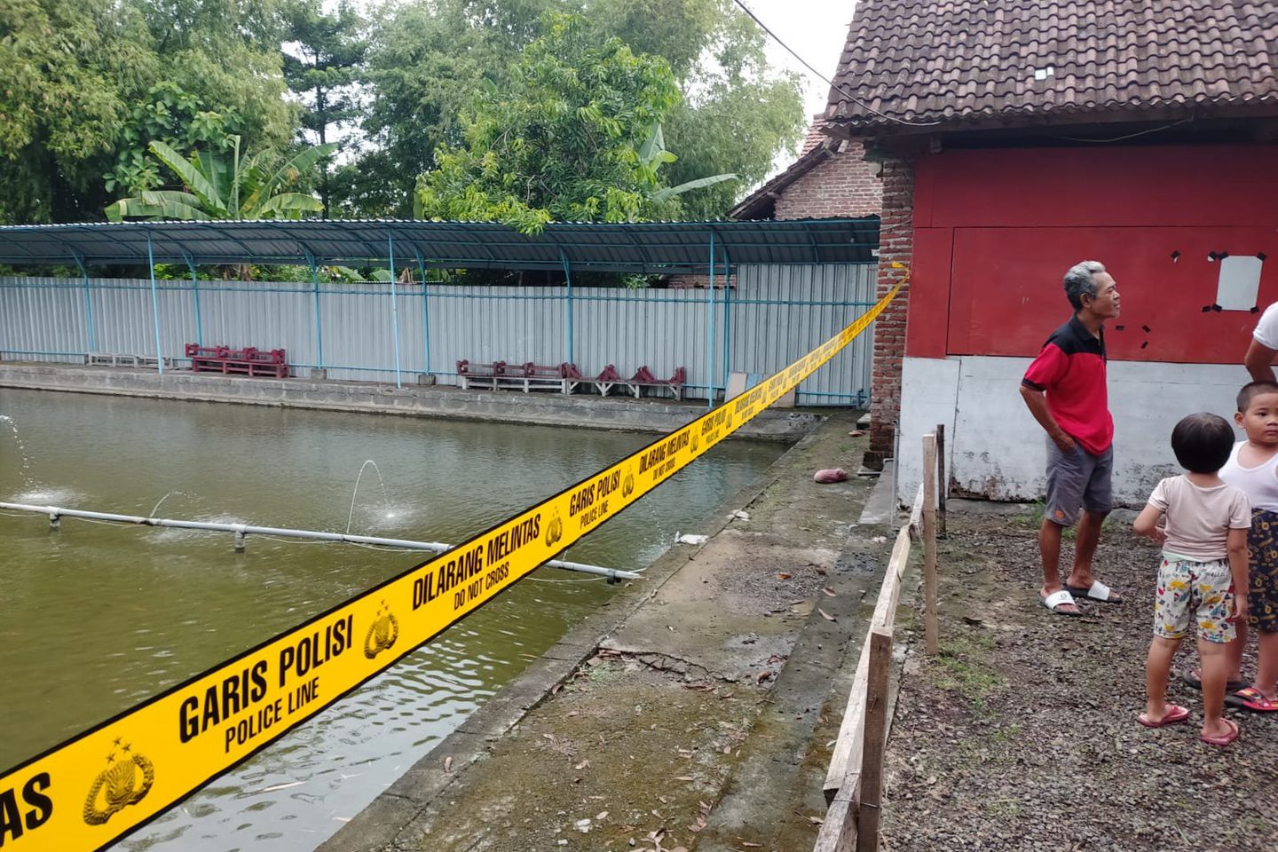 Nahas, Bocah 3 Tahun di Mojokerto Meregang Nyawa di Kolam Ikan