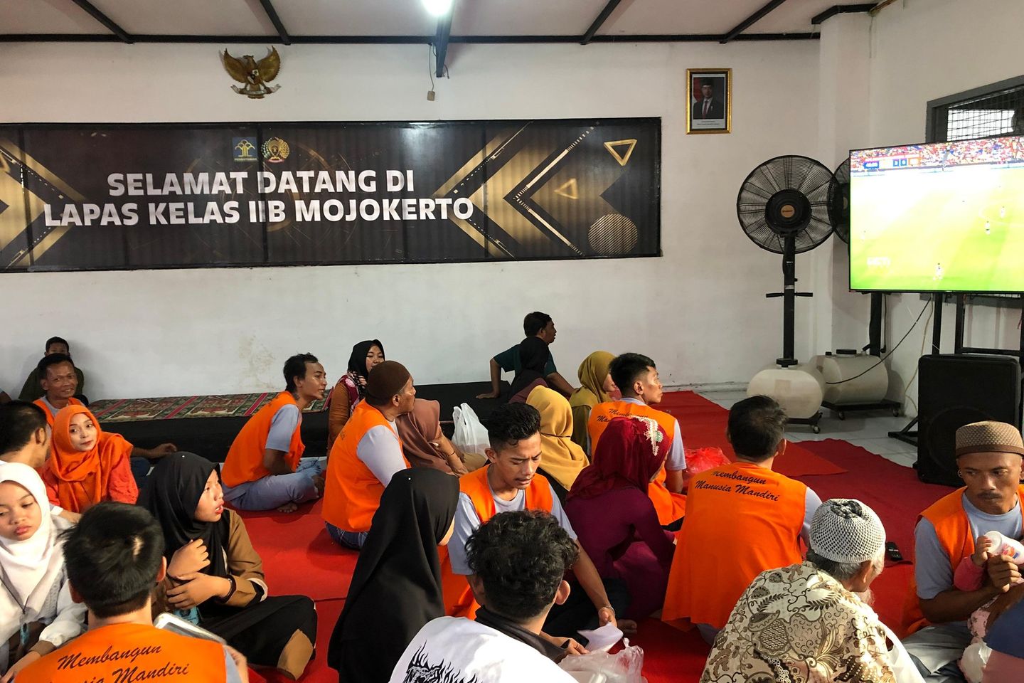 Momen Bahagia Warga Binaan Lapas Mojokerto Berbuka Puasa Bareng Keluarga