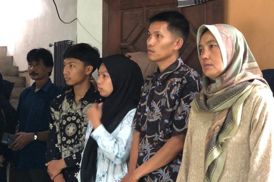 Tiga Korban Longsor Pacet Dimakamkan dalam Satu Liang Lahat, Ternyata ini Alasannya