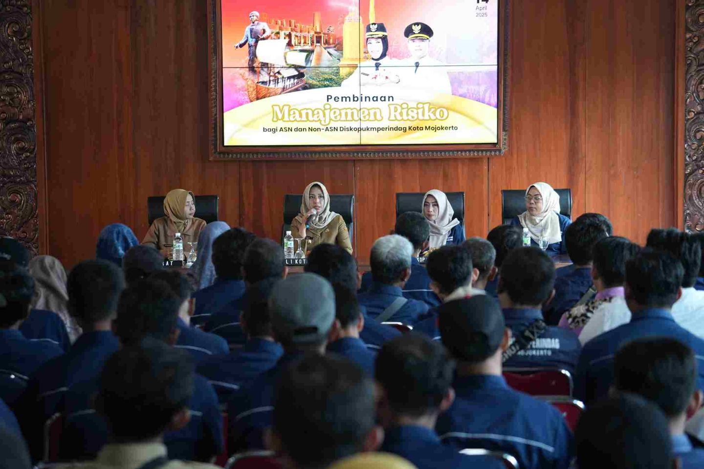 Ning Ita Ingatkan Kewajiban Pegawai Pemerintahan dalam Bertugas