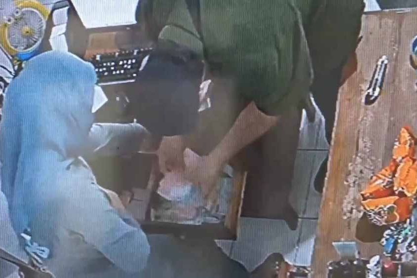 Toko di Mojokerto jadi Sasaran Pencurian Bermotif Gendam