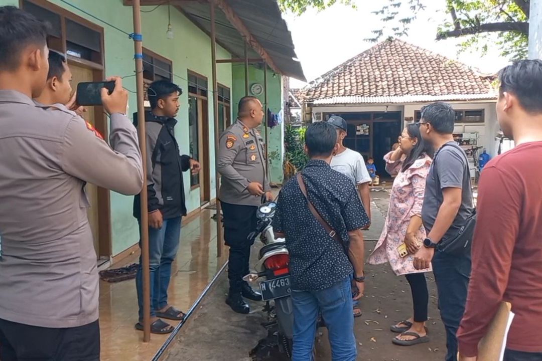 Diduga Bermotif Cemburu, Pemuda Dibacok saat Berkunjung ke Kos Teman di Probolinggo