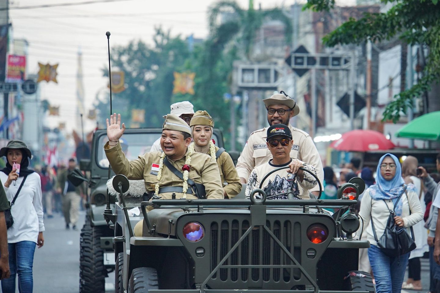 Kirab Budaya Mojo Bangkit 2025 Visualisasikan Tiga Era Sejarah Kota Mojokerto