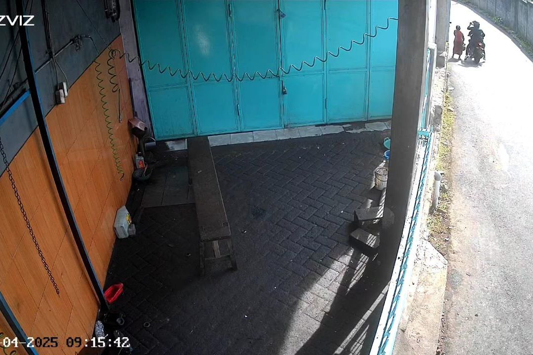 Pagi Hari, Jambret Gasak Kalung Emas Nenek di Trawas
