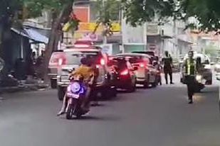 Pemotor Terobos Polisi yang Gelar Razia di Mojokerto