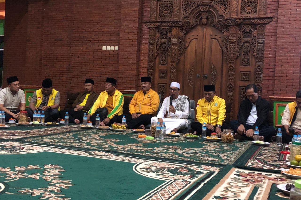 Usai Musda, Ketua Golkar Jatim Ali Mufthi Silaturahmi ke Ponpes Nurul Islam 2 Pungging