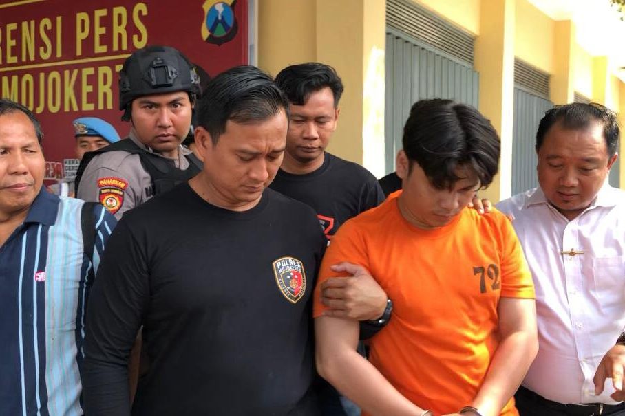 Motif Tersangka Mutilasi Kekasihnya Jadi 200 Bagian dan Dibuang di Pacet