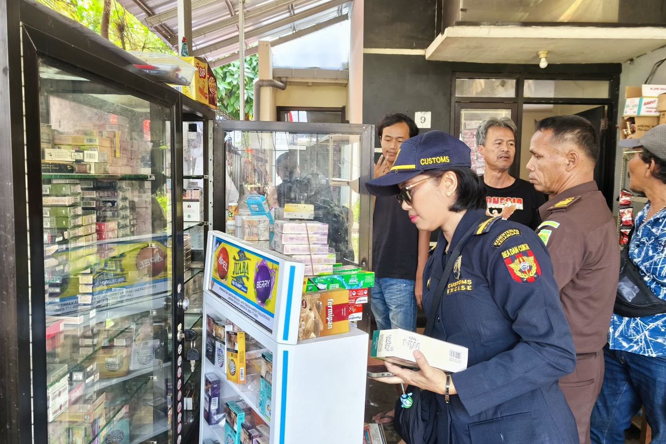 Satpol PP dan Bea Cukai Gelar Razia Rokok Ilegal di Kota Mojokerto