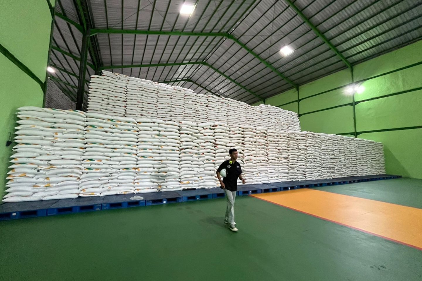 Serapan Gula Rakyat di Pasaran Melemah, Petani Tebu Terhimpit Utang