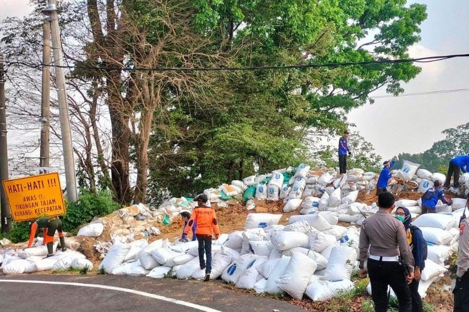 Minimalisasi Korban Lakalantas, ‘Benteng Sekam’ di Cangar–Pacet Direvitalisasi