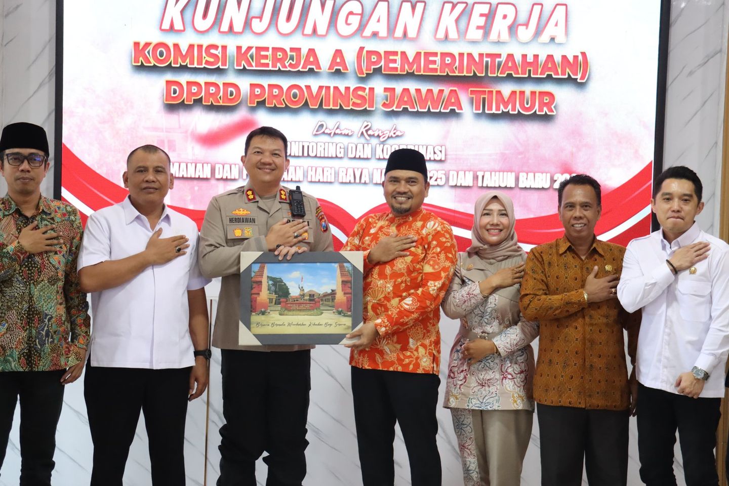Komisi A DPRD Jatim Tinjau Kesiapan Pengamanan Nataru di Polres Mojokerto Kota
