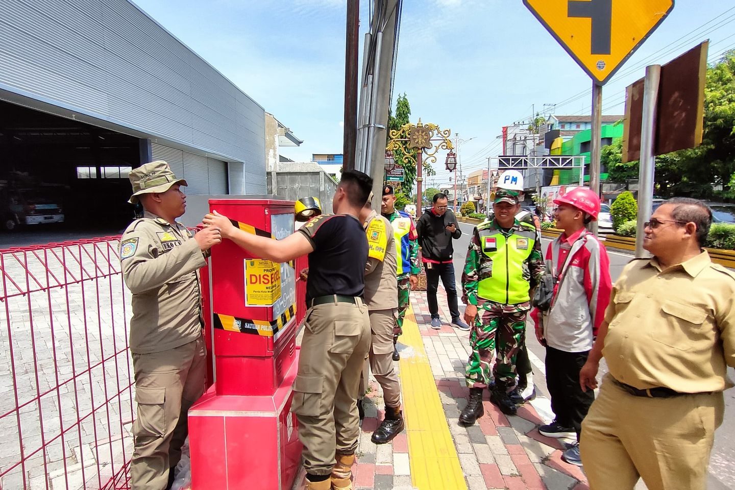 Langgar Perda, Operasional 10 Perusahaan Telekomunikasi di Mojokerto Dihentikan Sementara