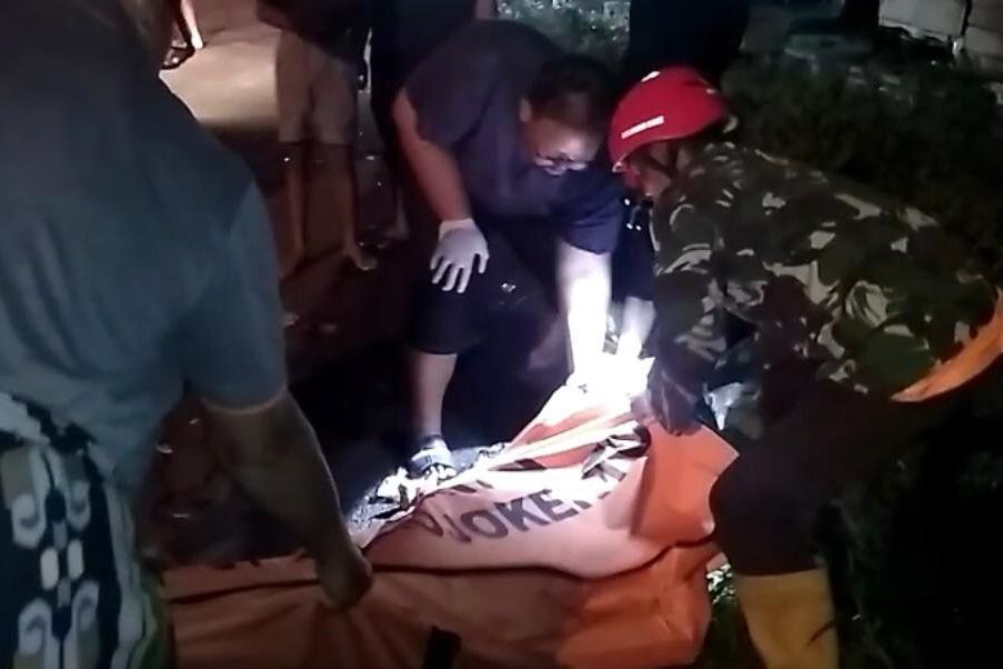 Motor “Adu Banteng” dengan Truk Boks di Kutorejo Mojokerto, Satu Tewas