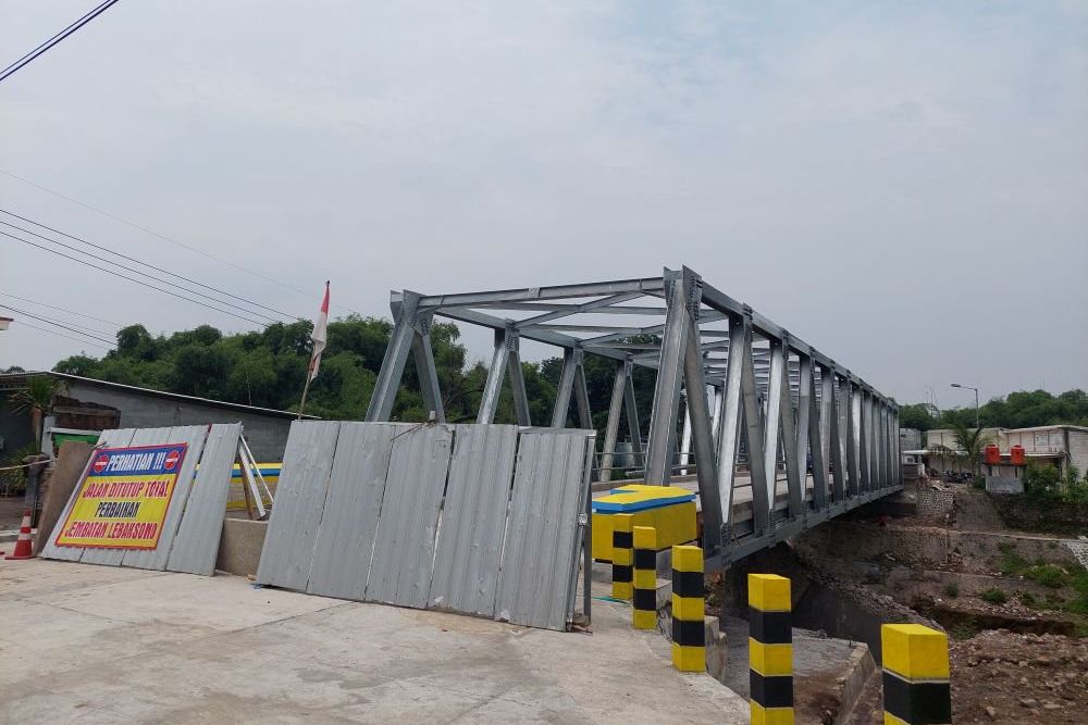 Tenggat Waktu Kurang Sepekan, Jembatan Lebaksono Jalani Uji Beban
