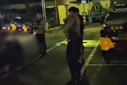 Video Gangster Jalan Empunala Viral, Polisi Amankan 9 Pemuda di Kota Mojokerto