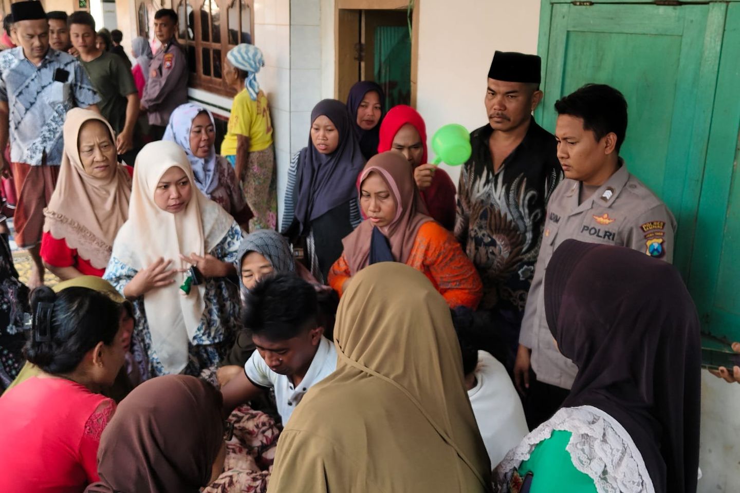 Asyik Bermain Layangan di Pinggir Pantai, Bocah 6 Tahun Tewas Tenggelam 