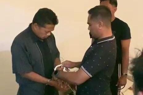 Sempat Buron, Ketua Koperasi TPSP Mojokerto Akhirnya Ditangkap di Bekasi