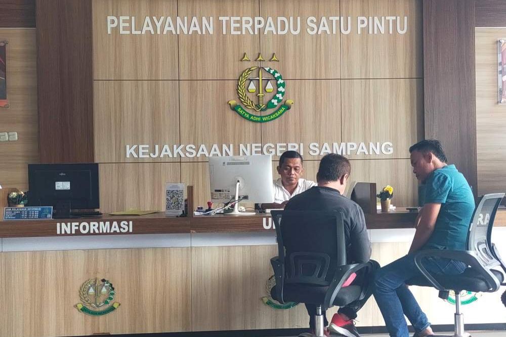 Fadilah Helmi Diperiksa di Kejagung, Kajari Sampang Diisi Plh