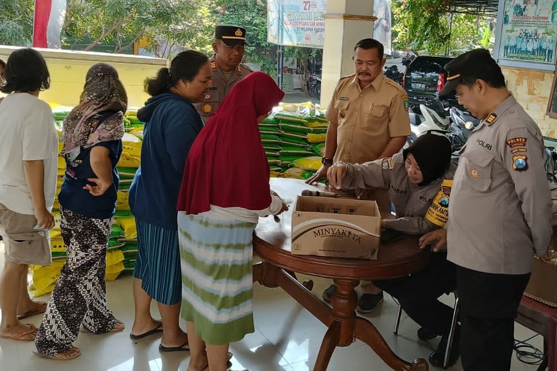 Empat Jam, 207 Sak Beras Ludes Terjual di Bazar Gerakan Pangan Murah Jombang