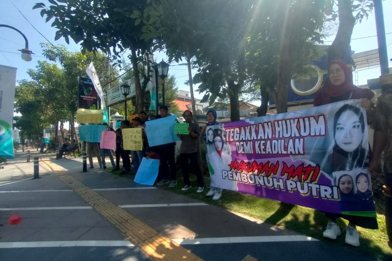 Keluarga Tuntut Pemerkosa dan Pembunuh Siswi SMA di Jombang Dihukum Mati