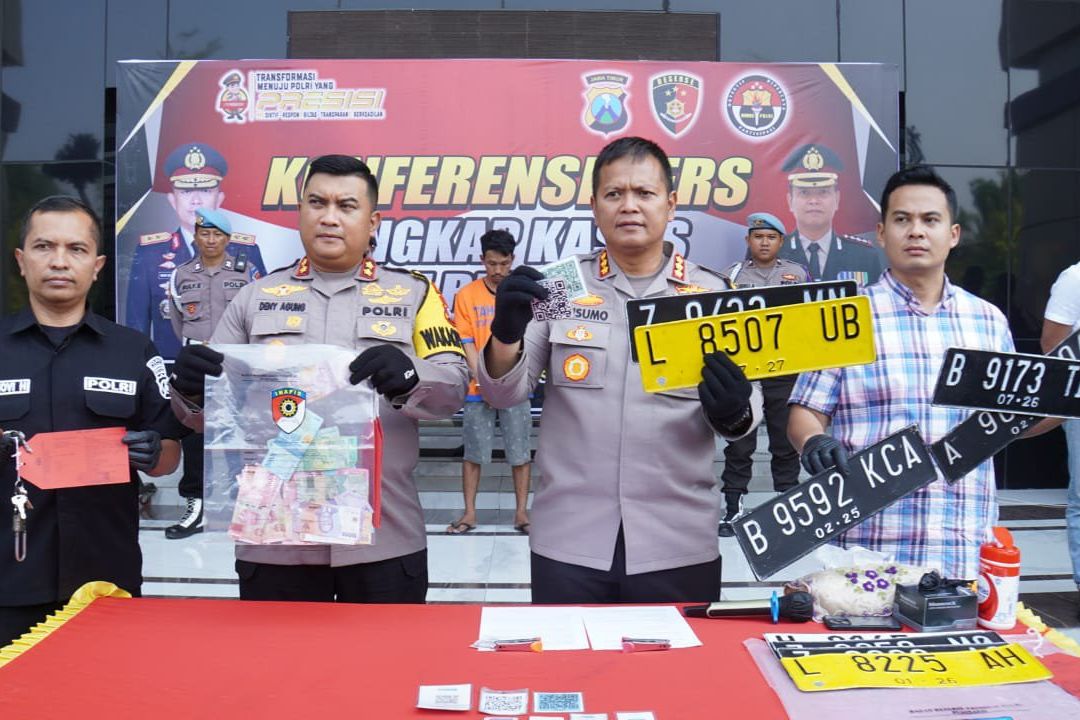 Gunakan Barcode Pertamina dan Plat Nopol Berlainan, Pengemudi Boks Muatan BBM Ditangkap Polisi