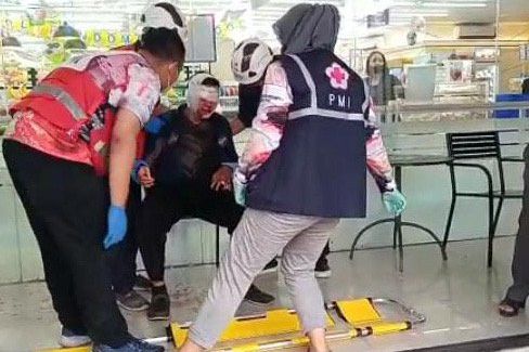 Diduga Terlibat Perselingkuhan, Warga Mojokerto Dipukul dengan Kayu