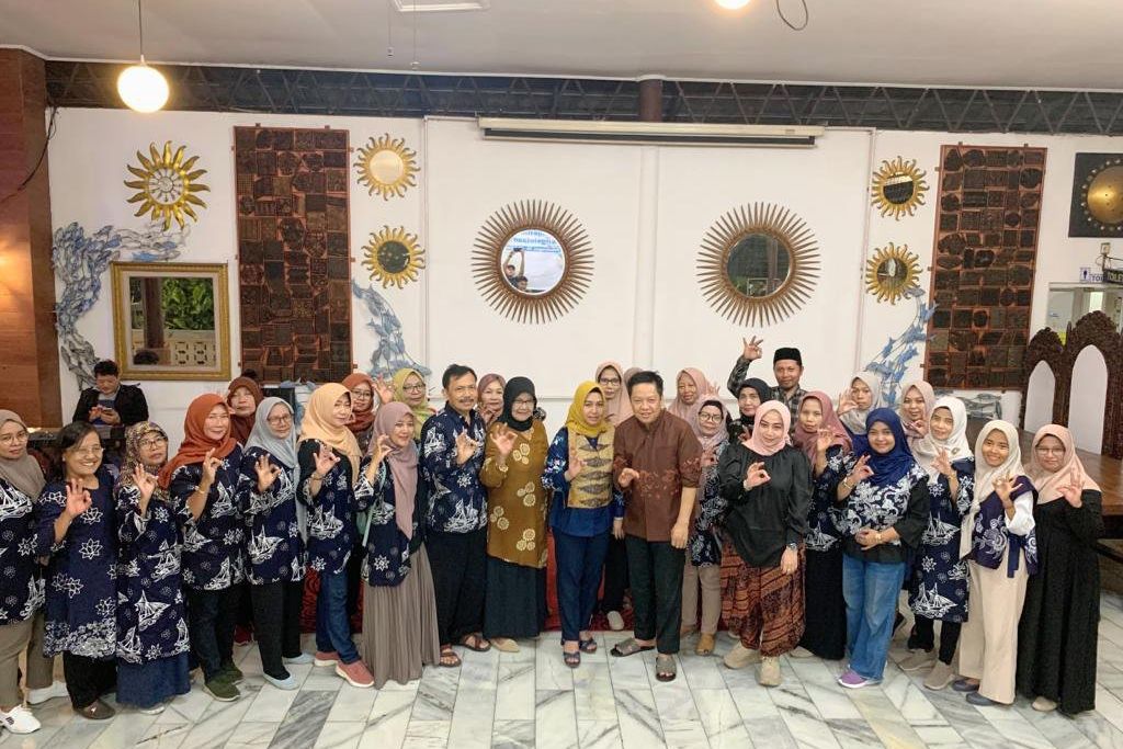 Pengerajin Batik Kota Mojokerto Study Banding ke Kota Pekalongan