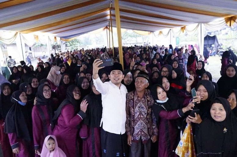 BBM Naik, Gus Fawait Dicurhati Emak-emak di Jember