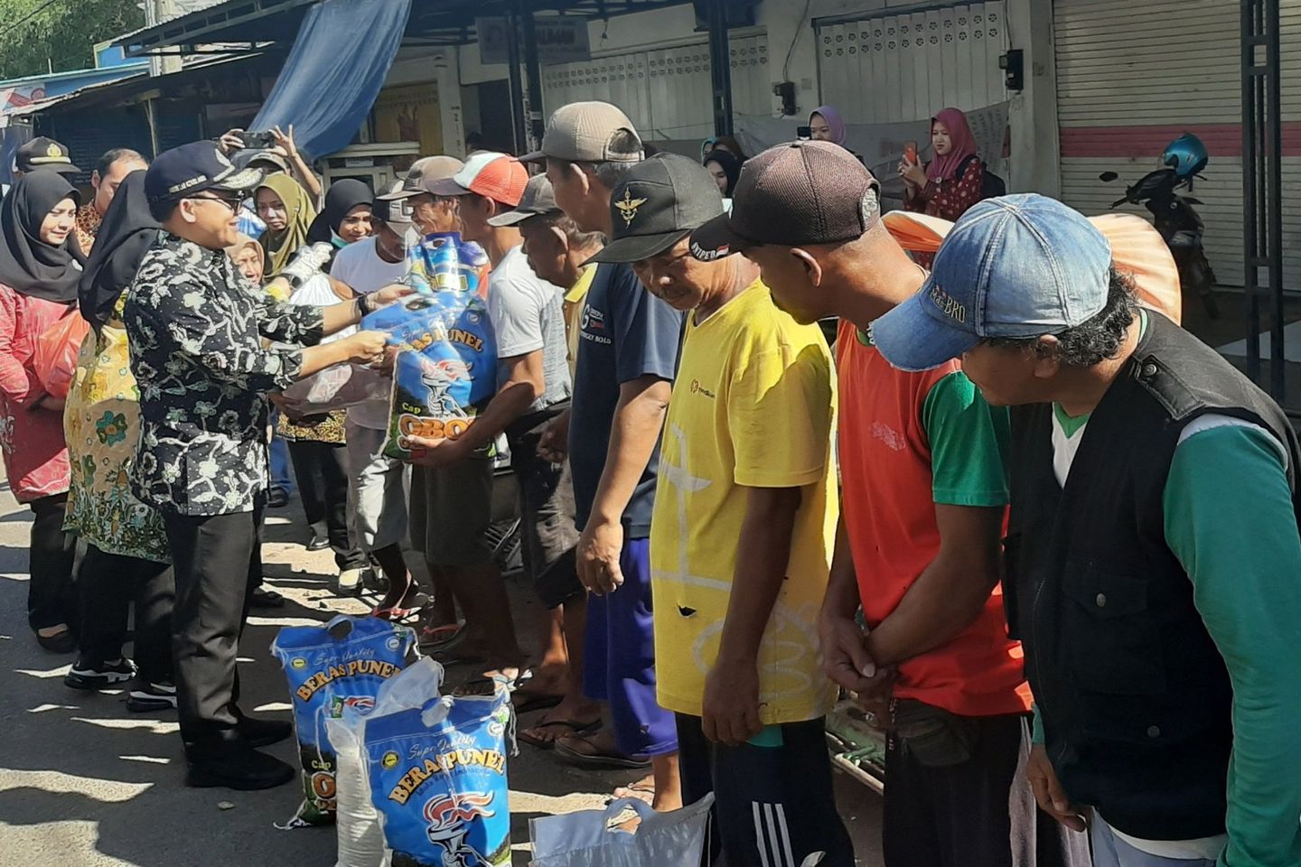 DPRD Jatim Ingatkan Permainan Harga Sembako Menjelang Ramadan 