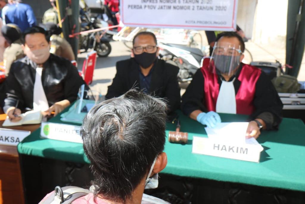 37 Pelanggar Prokes Tidak Pakai Masker Jalani Sidang di Tempat