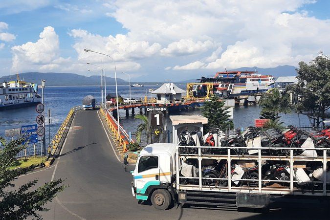 Hari Pertama Larangan Mudik, Penyeberangan Selat Bali Berkurang