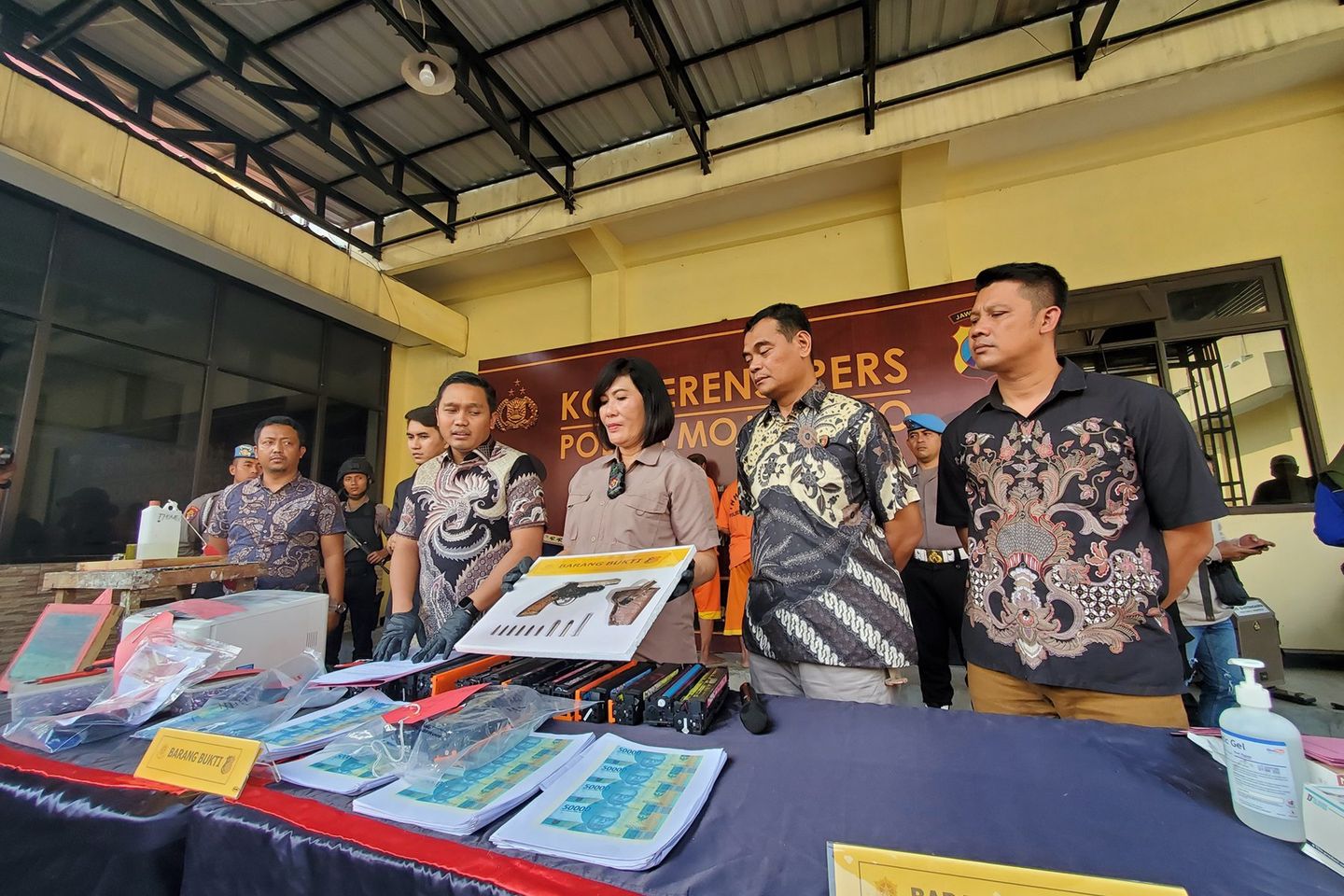 Bawa Senpi Rakitan, Pria Ini Ditangkap di Kunjorowesi Mojokerto