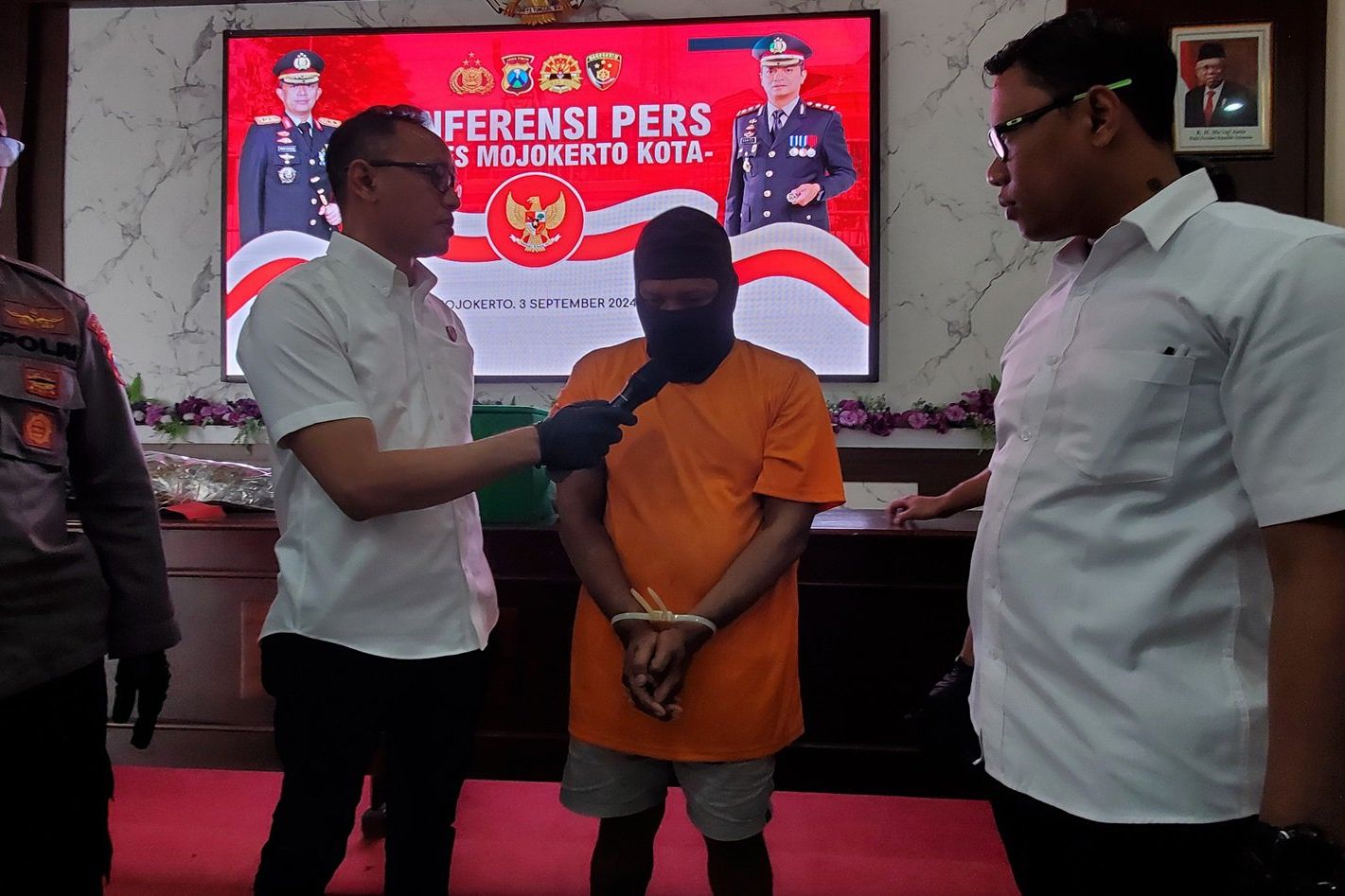 Tipu Calon Kades Ratusan Juta, Dukun Pengganda Uang Ditangkap Polisi