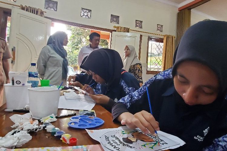 Puluhan Penyandang Disabilitas Diberi Pelatihan Berkonsep Tailor Made Training